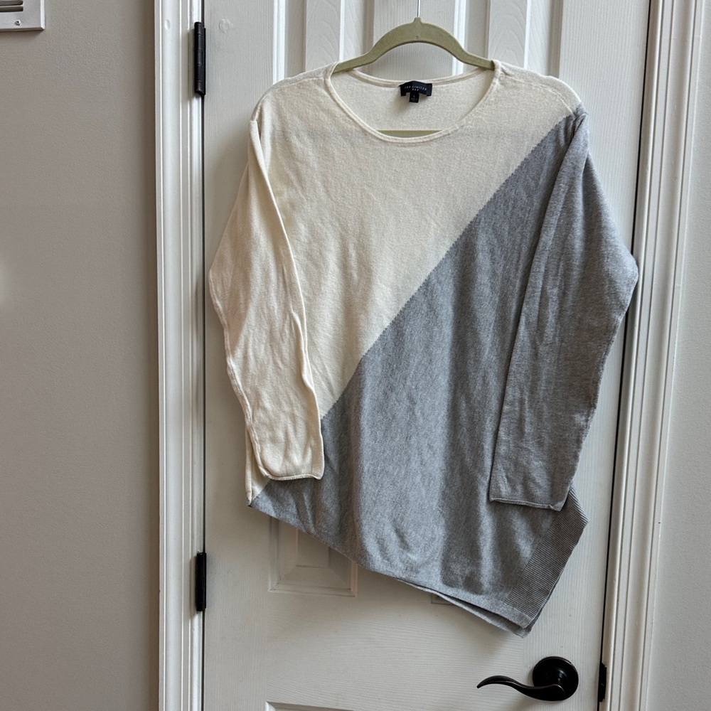 The Limited Two-Tone Cream and Gray Sweater